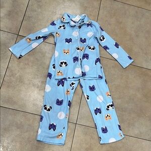 Girls fleece pajama set, blue, panda kitty pattern, size S (6/6X), gently worn